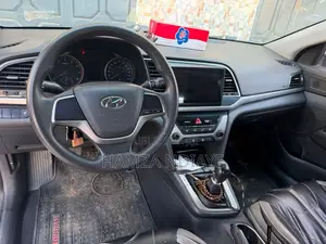 Hyundai Elantra 2017 Blanc