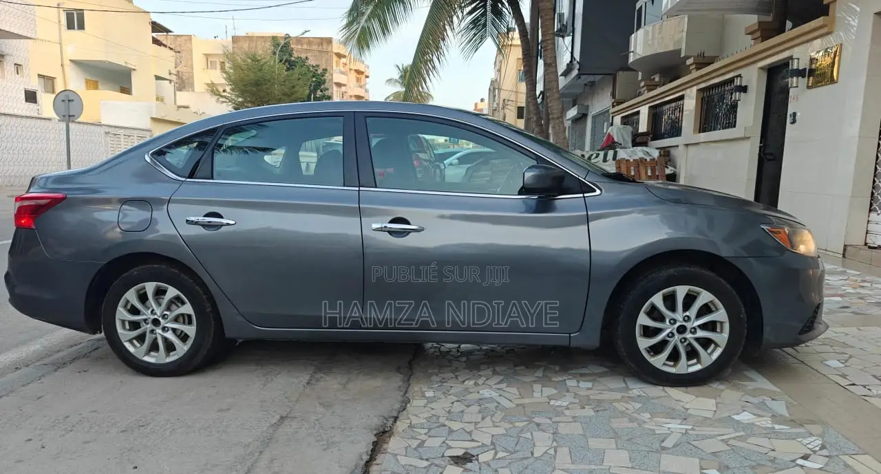 Nissan Sentra 2017 Gris