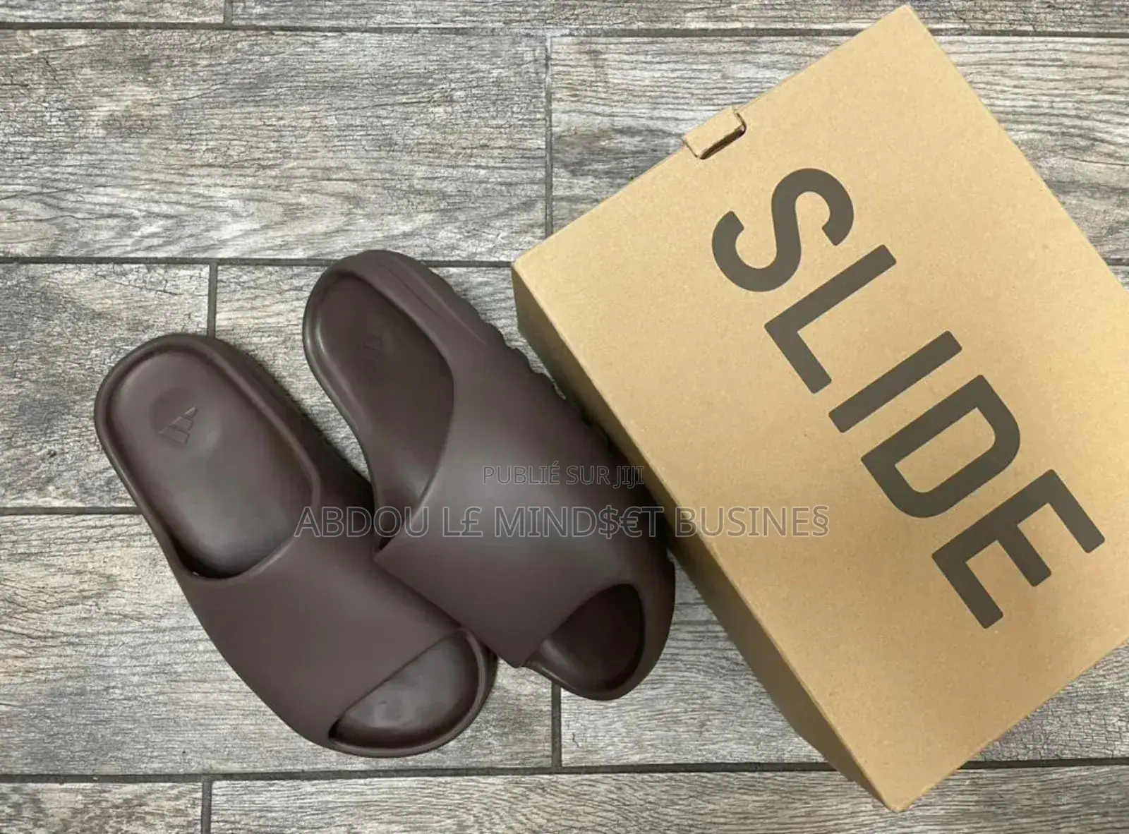 Chaussure Yezzy Sandale Yezzy Adidas Disponible