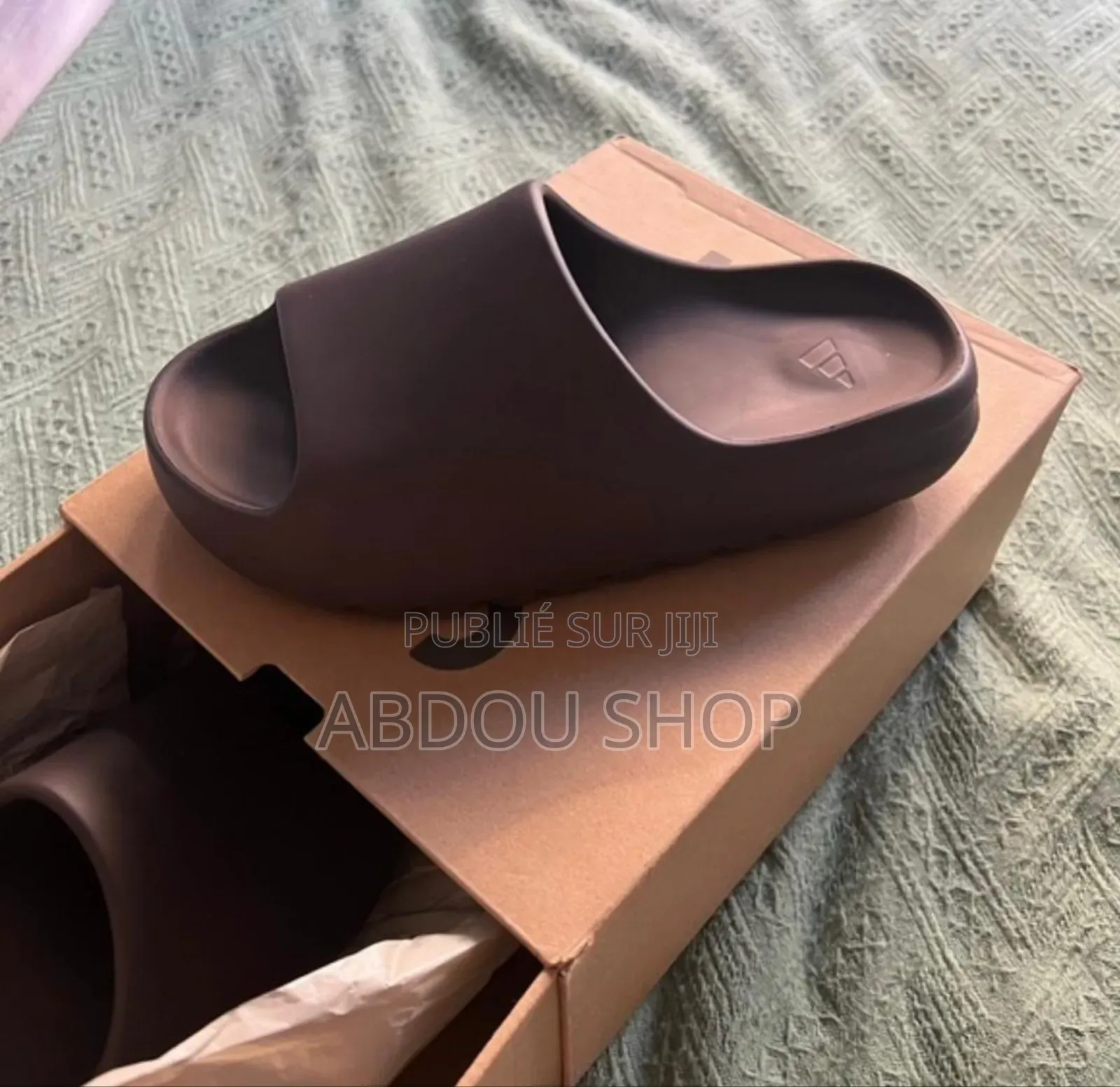 Chaussure Yezzy Sandale Yezzy Adidas Disponible