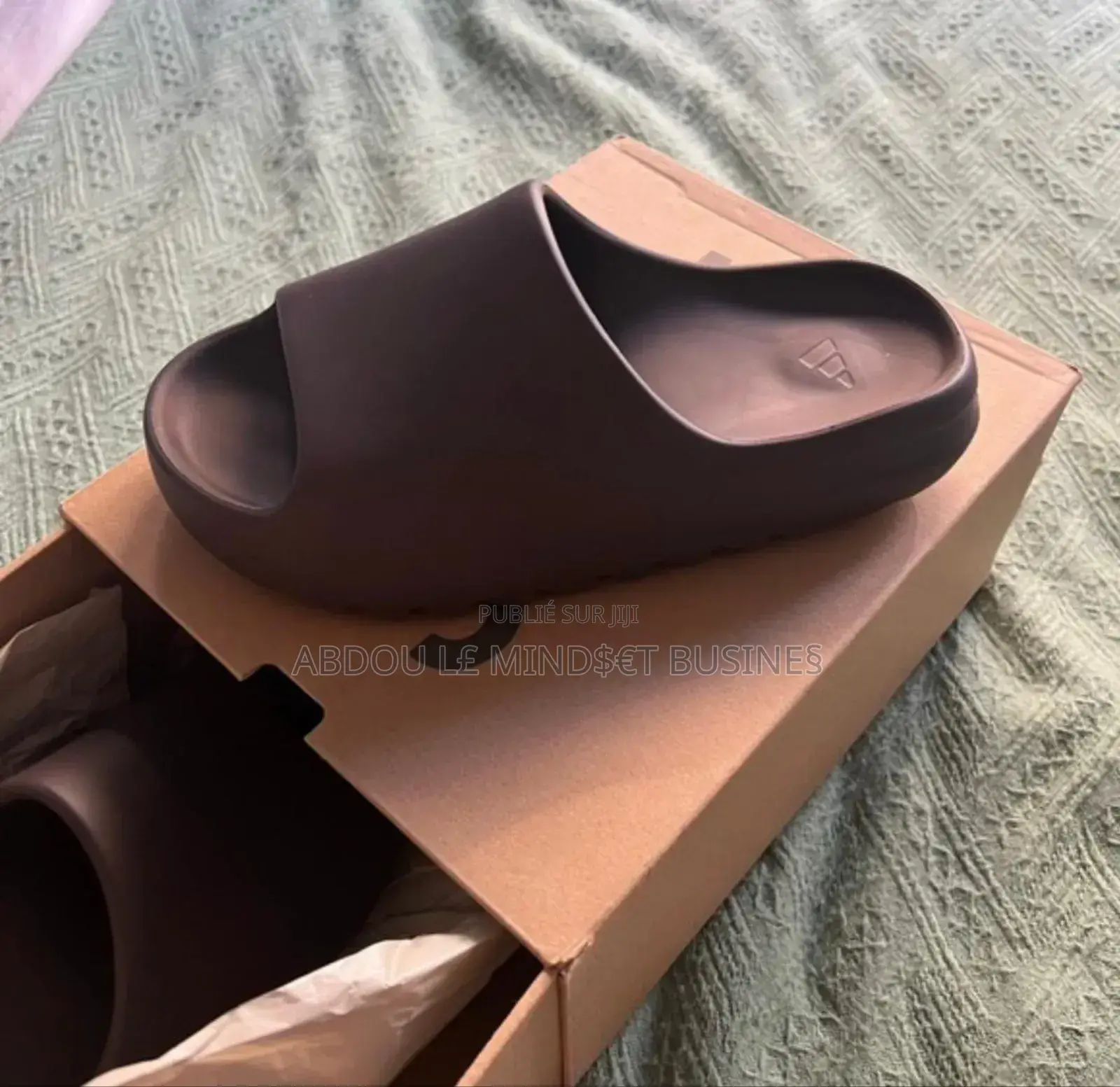 Chaussure Yezzy Sandale Yezzy Adidas Disponible