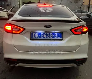 Ford Fusion Titanium 4dr Sedan AWD w/EcoBoost (2.0L 4cyl Turbo 6A) 2014