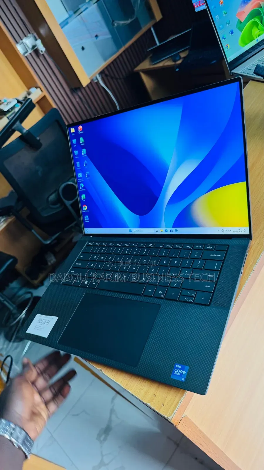 Nouveau Dell Precision 5560 16GB Intel Core i5 SSD 512GB