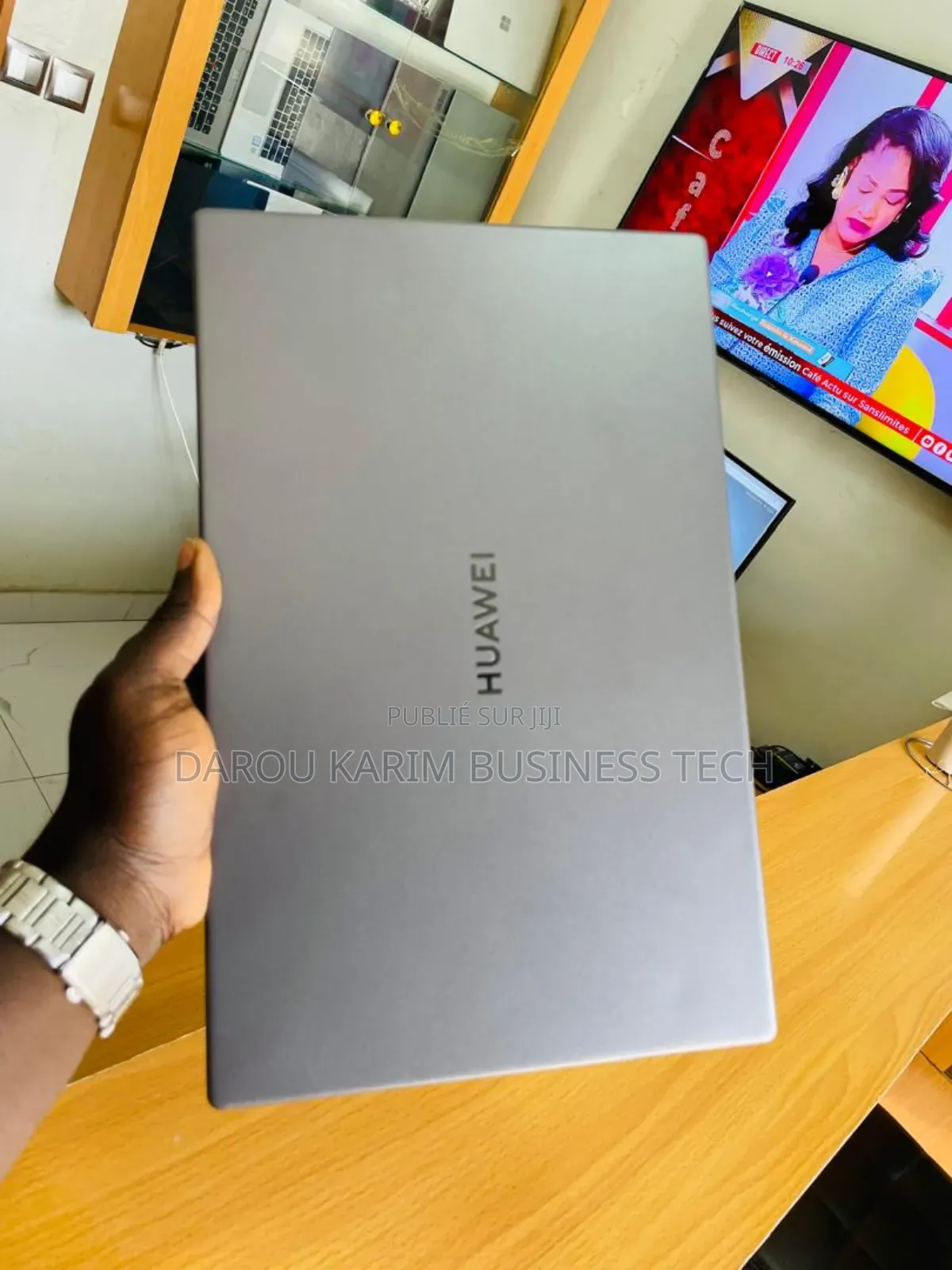 Nouveau Huawei Matebook D 15 16GB Intel Core i7 SSD 512GB