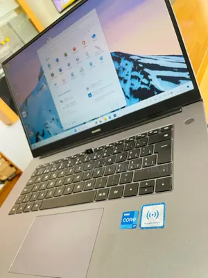 Nouveau Huawei Matebook D 15 16GB Intel Core i7 SSD 512GB