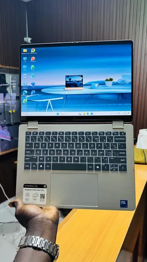Nouveau HP OmniBook 5 Flip 8GB Intel Core Ultra 5 SSD 512GB