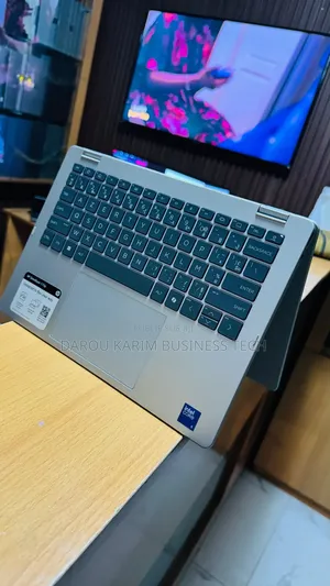 Nouveau HP OmniBook 5 Flip 8GB Intel Core Ultra 5 SSD 512GB