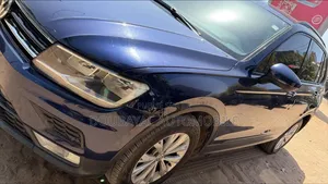 Volkswagen Tiguan 2017 Bleu