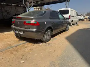 Renault Laguna 2009 Gris