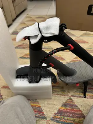 Nouveau Autre 2024 Gris