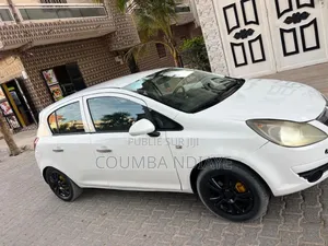 Opel Corsa 2010 Blanc cassé