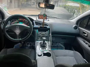 Peugeot 3008 2011 Gris