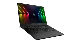 Nouveau Ordinateur portable Razer Lame 32GB Intel Core i7 SSD 1.5T