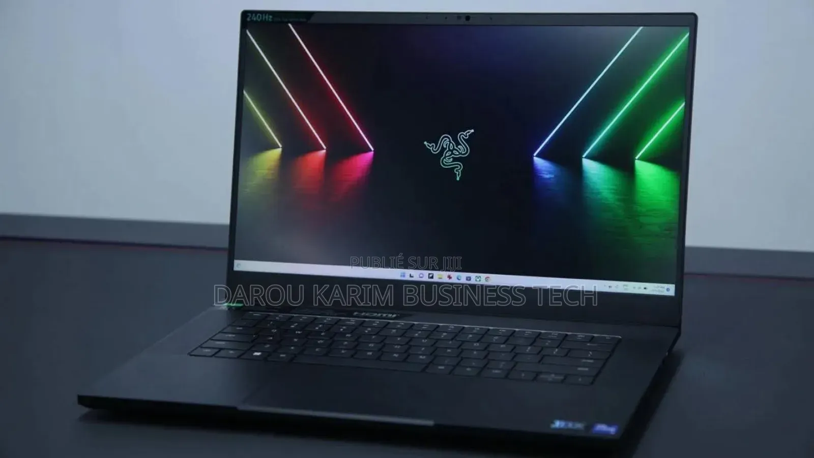 Nouveau Ordinateur portable Razer Lame 32GB Intel Core i7 SSD 1.5T