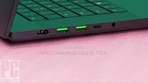 Nouveau Ordinateur portable Razer Lame 32GB Intel Core i7 SSD 1.5T