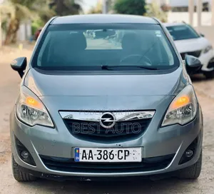 Opel Meriva 2013 Gris