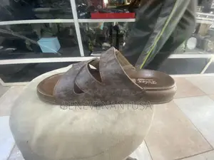 Sandal Og Disponible