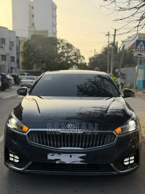 Kia K5 2018 Gris