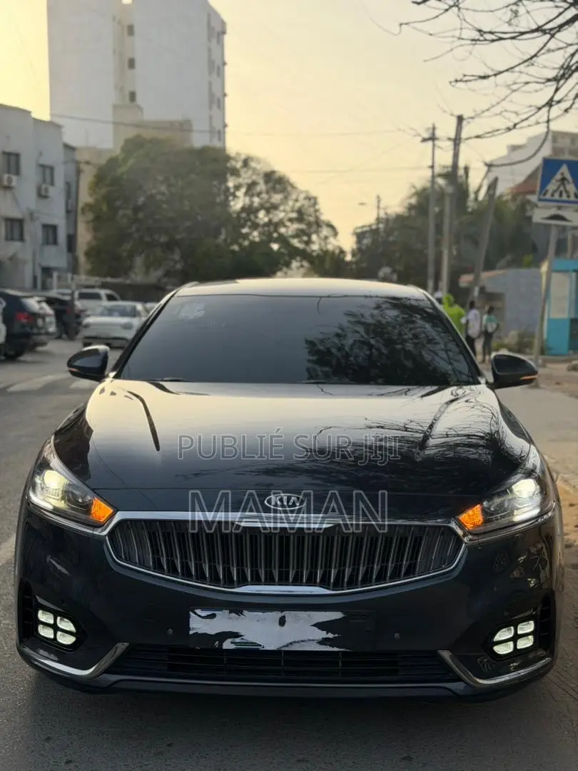 Kia K5 2018 Gris