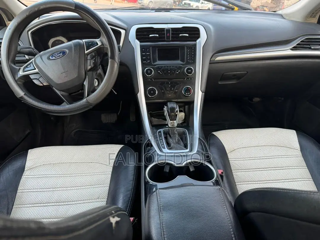 Ford Fusion 2015 Noir