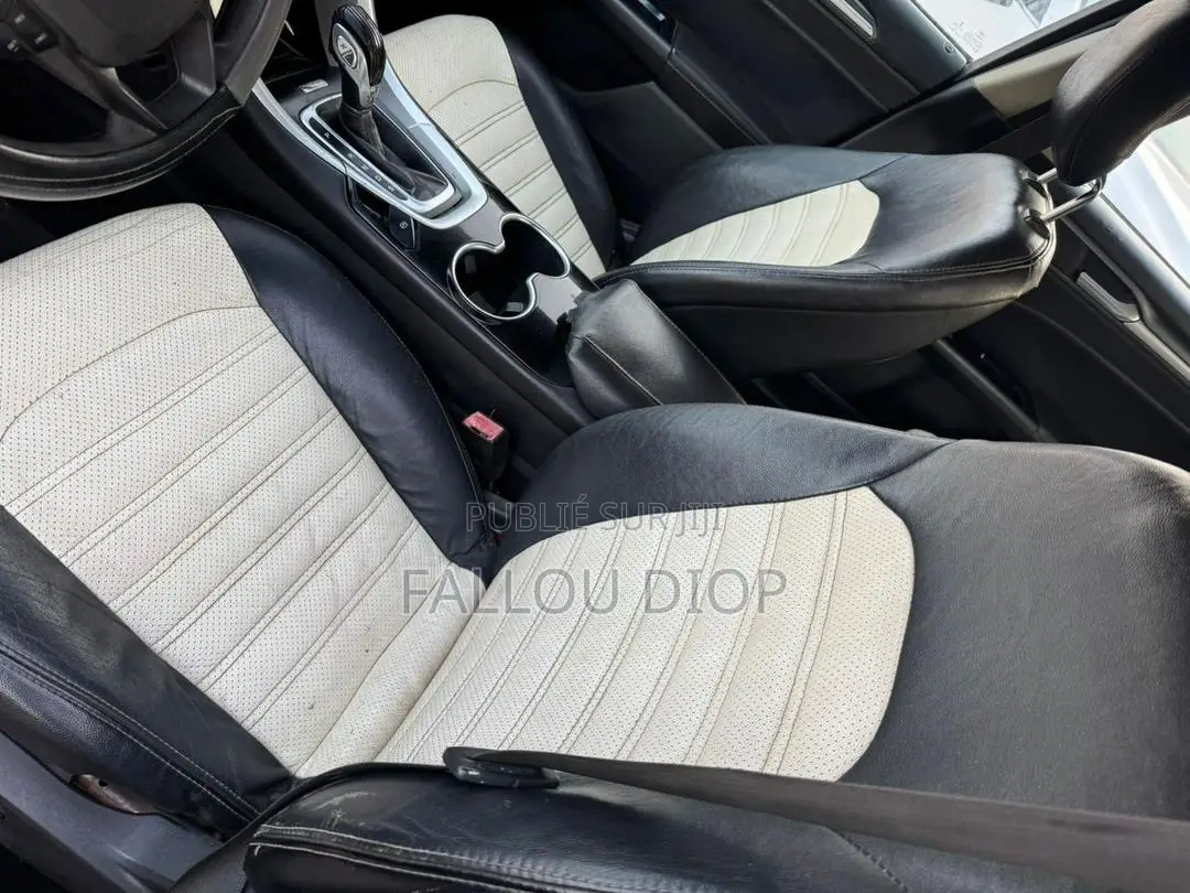 Ford Fusion 2015 Noir