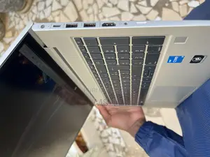 Nouveau HP ProBook 450 G9 16GB Intel Core i3 SSD 256GB