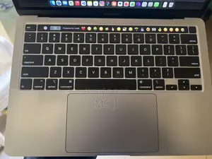 Nouveau Apple MacBook Pro 2020 16GB Intel Core i5 SSD 512GB