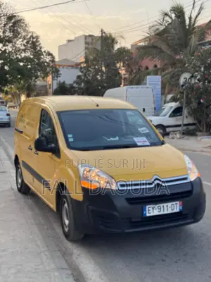 Citroen Berlingo 2018 Jaune