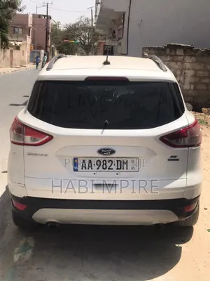 Ford Escape Titanium 2021 Blanc