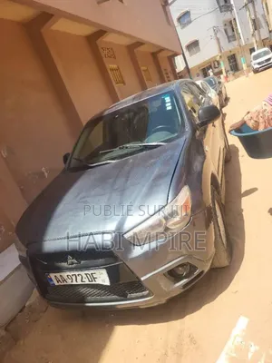 Mitsubishi RVR 2.0 2012 Gris