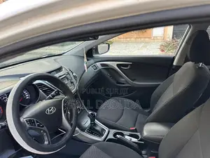 Hyundai Elantra 2016 Blanc