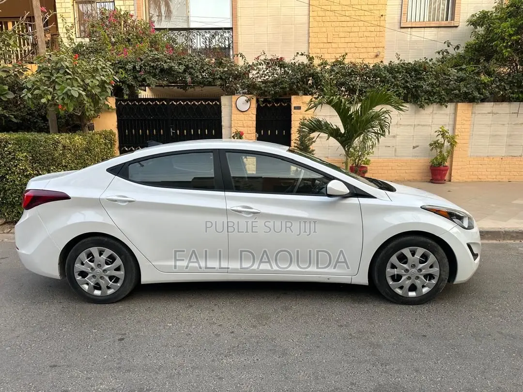 Hyundai Elantra 2016 Blanc