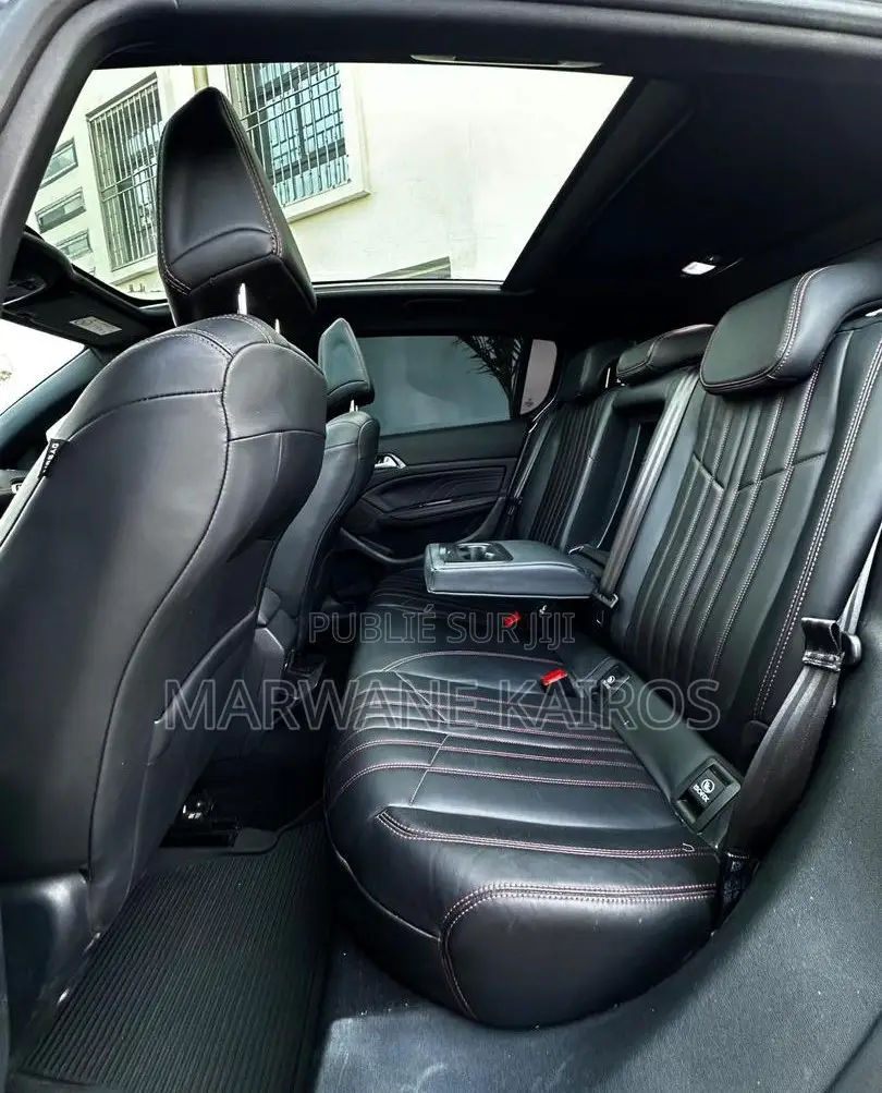 Peugeot 308 2019 Gris