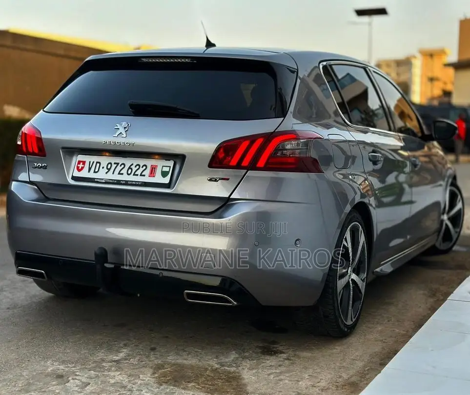 Peugeot 308 2019 Gris