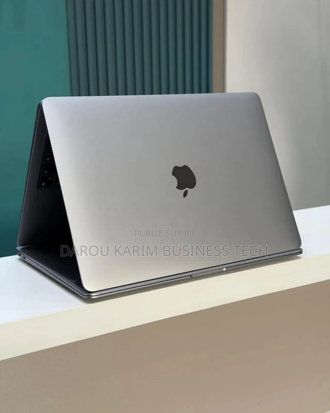 Nouveau Apple MacBook Air 2020 M1 16GB Apple M1 SSD 256GB