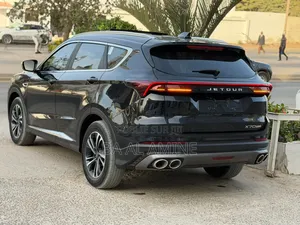 Jetour X70 Plus 1.6 5-Seater FWD 2021 Noir
