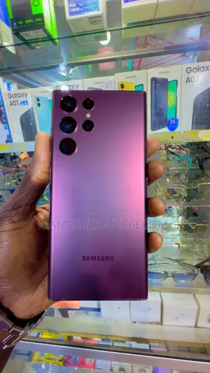 Nouveau Samsung Galaxy S22 Ultra 5G 128 GB Bleu