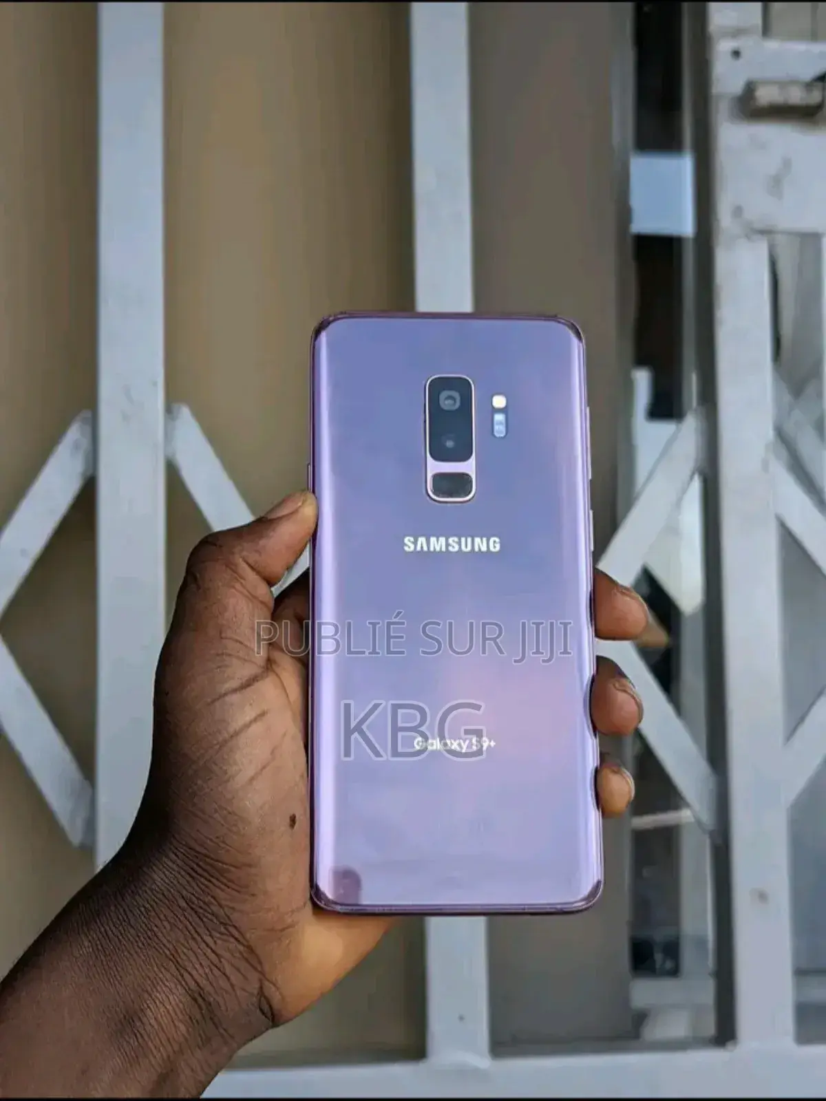 Nouveau Samsung Galaxy S9 Plus 64 GB Violet
