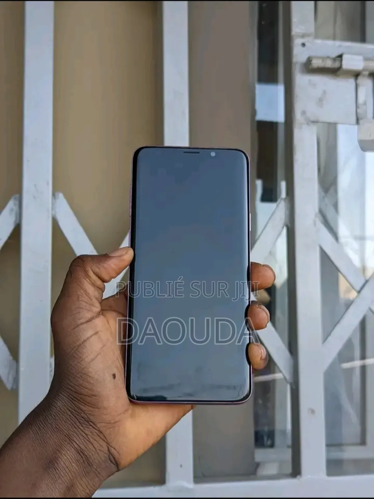 Nouveau Samsung Galaxy S9 Plus 64 GB Violet