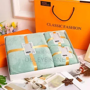 Serviettes 3 Pieces Disponible