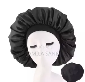 Bonnet en Satin