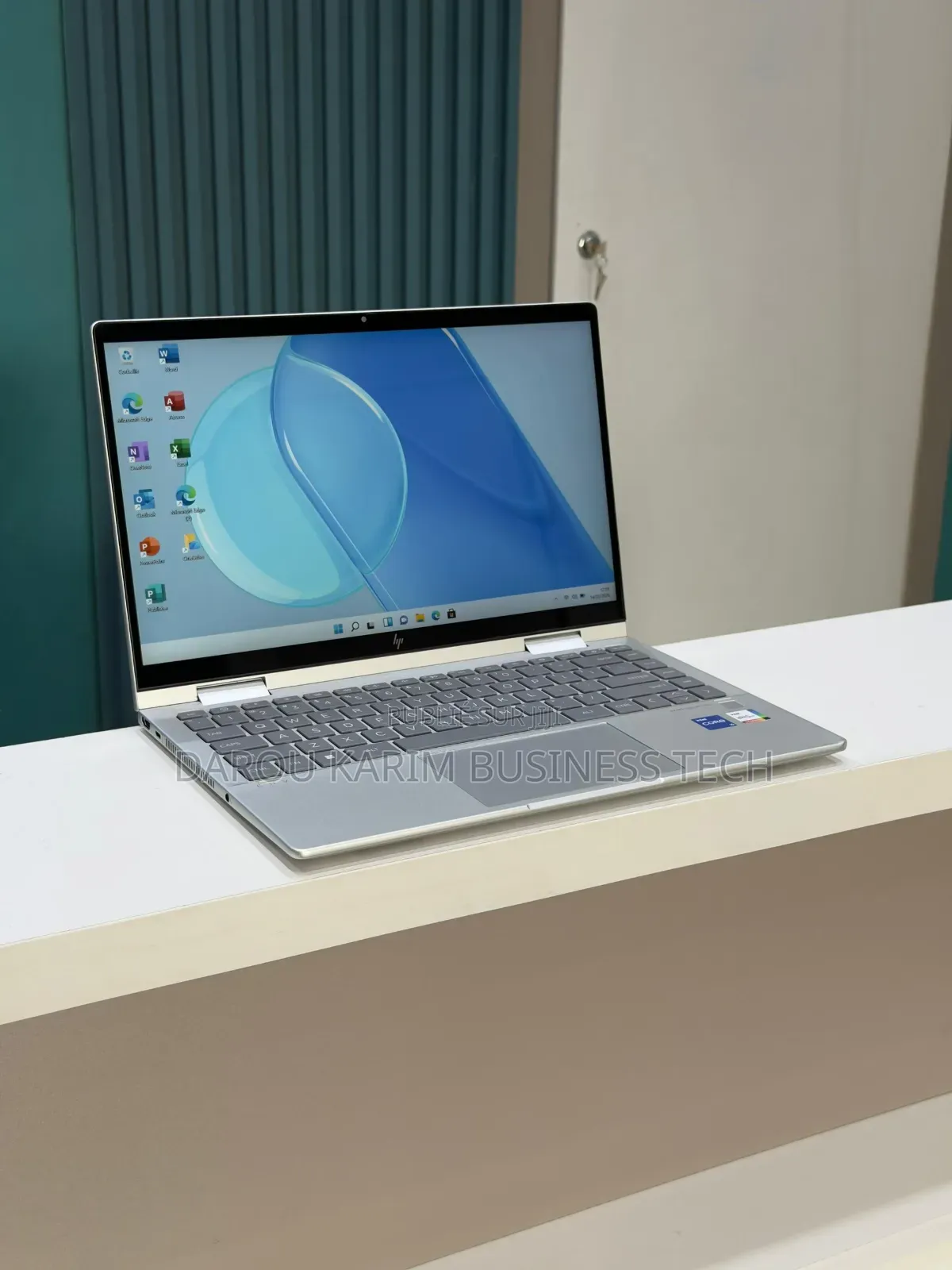 Nouveau Ordinateur portable HP Envy X360 8GB Intel Core i5 SSD 512GB