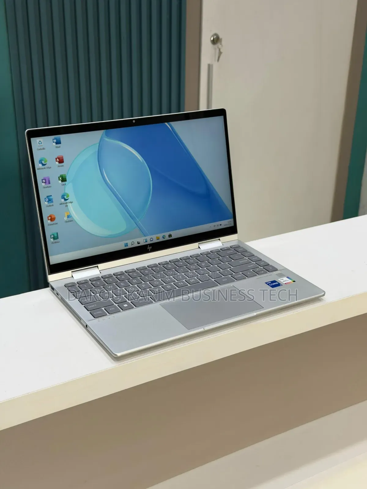 Nouveau Ordinateur portable HP Envy X360 8GB Intel Core i5 SSD 512GB