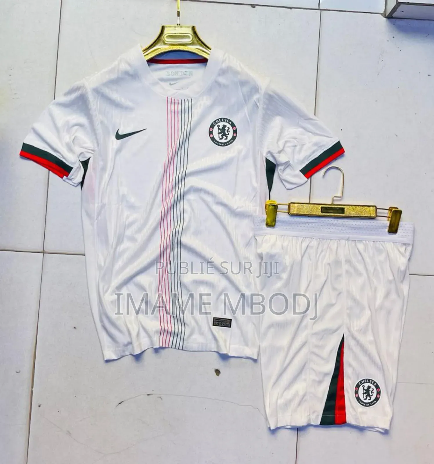 Maillots Dernière Modèles