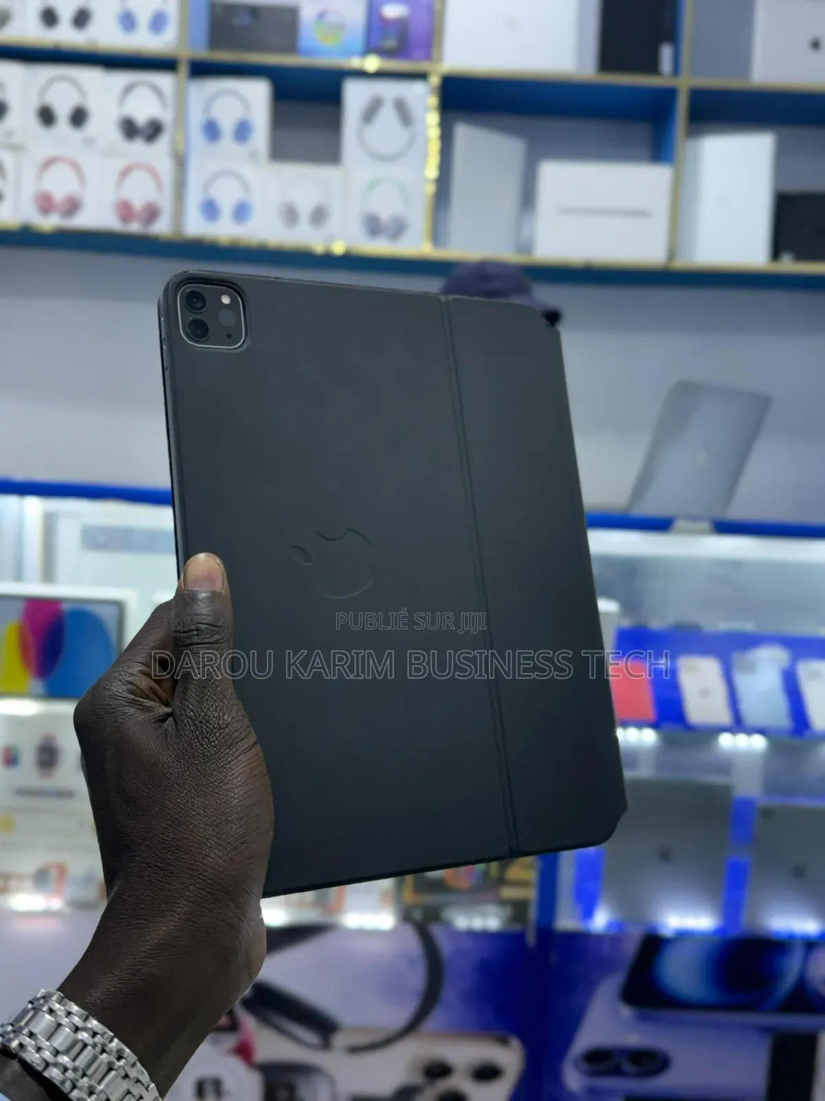 Nouveau Apple iPad Pro 11 (2024) 128 GB Autre