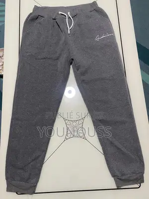 Vêtements De Qualité