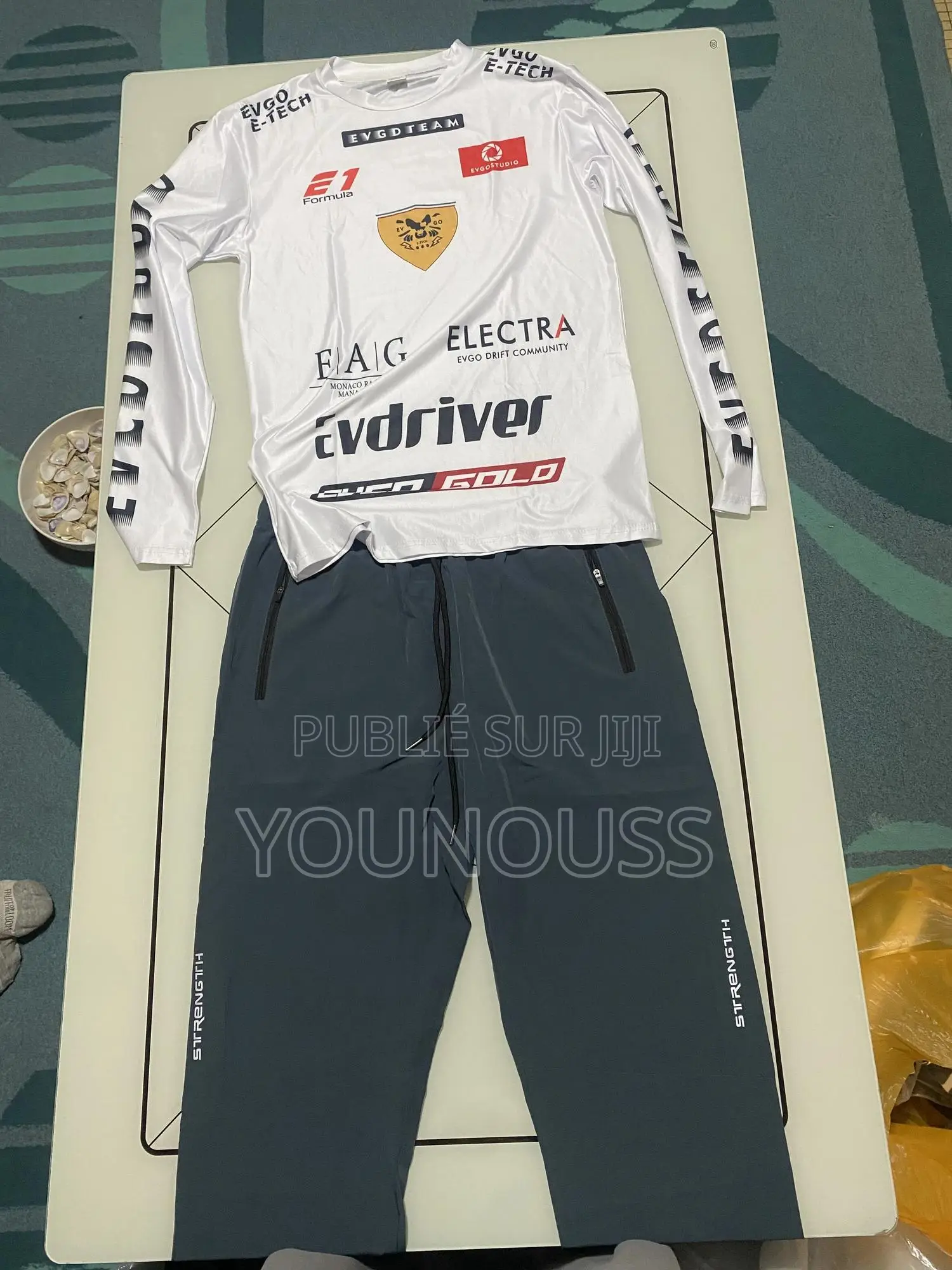 Vêtements De Qualité