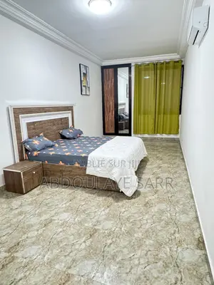 Meublé 3chbre Appartement dans Rijâl Business, Almadies à Louer