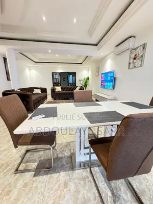 Meublé 3chbre Appartement dans Rijâl Business, Almadies à Louer