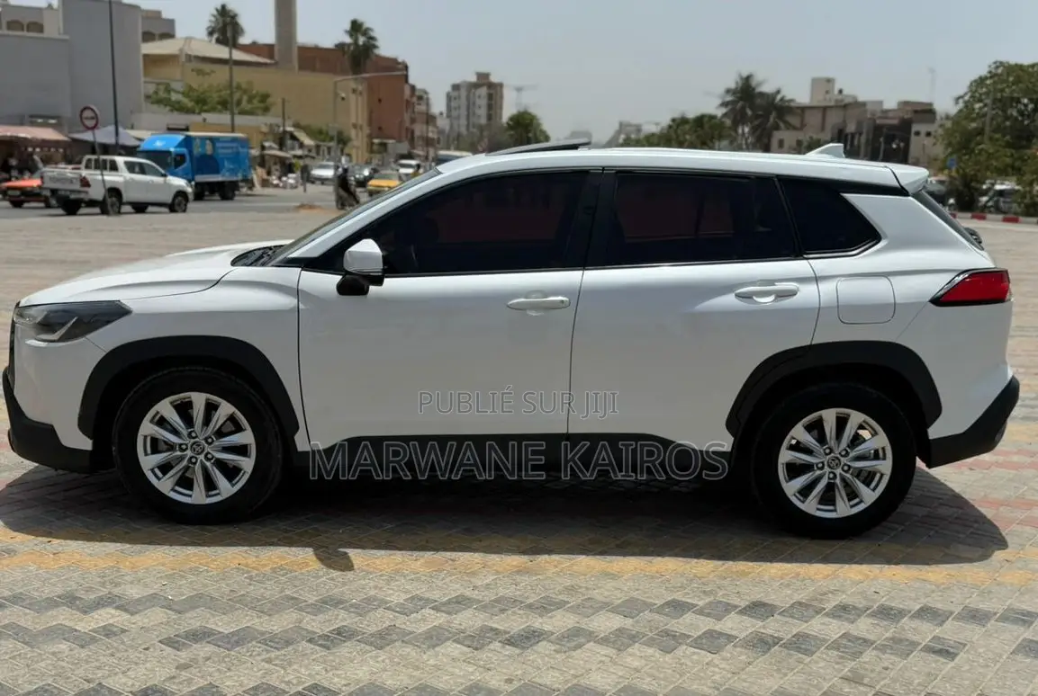 Toyota Corolla Cross 2022 Blanc